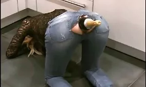 शैम्पेन के बोतल के ग ...