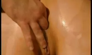पत्नी अपना पति के बह ...
